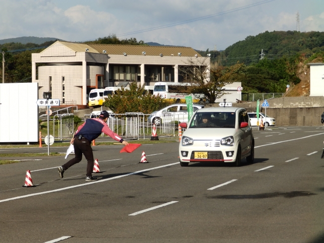 急制動イメージ