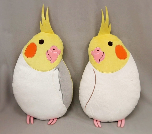 ※人気の「オカメインコ　ルチノー＆ノーマル」クッション新登場♪