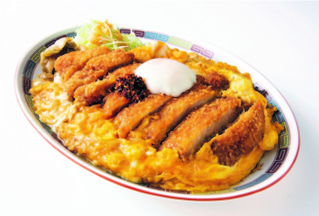 情熱追い玉カツ丼　1,098円（税込）　 