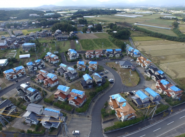 発災当時のブルーシート状況 （写真提供＝北栄町）