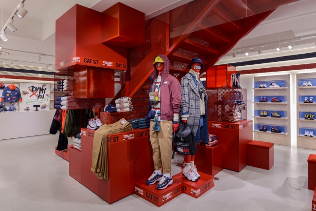 TOMMY JEANS CAT STREET STORE