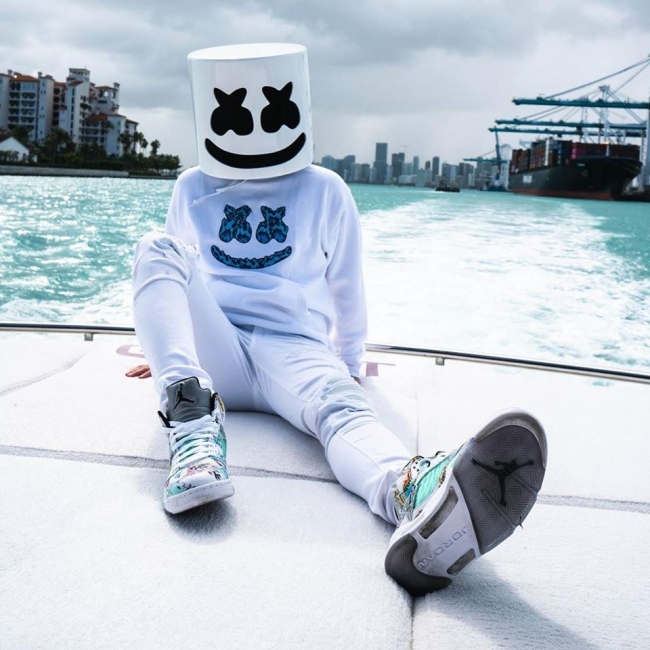 ■DJ marshmello