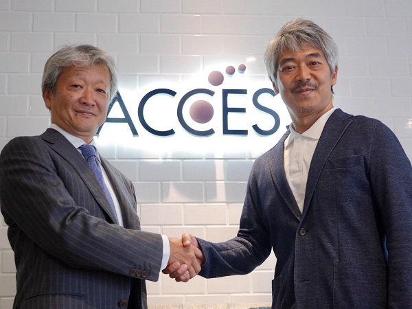 写真向かって左より、ACCESS代表取締役 社長執行役員 大石 清恭、エアロネクスト代表取締役CEO 田路圭輔