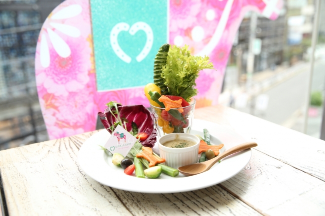 彩り野菜のバーニャカウダー （店舗：Suzu Café）