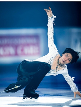 『moment on ice』（ぴあMOOK）中面②