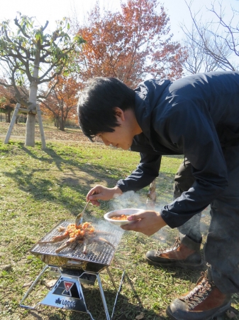 うしろシティ阿諏訪『うしろシティ阿諏訪の簡単＆絶品！キャンプ料理』（ぴあ）オフショット #野阿諏訪