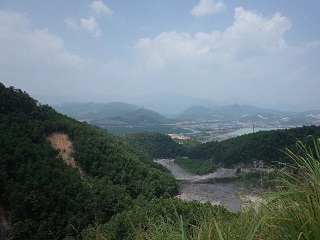 クアンニン炭田地域の風景