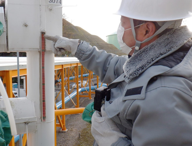 数量確認作業（配管内満液状態確認）