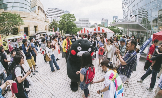 © 2010 熊本県くまモン 協力 銀座熊本館