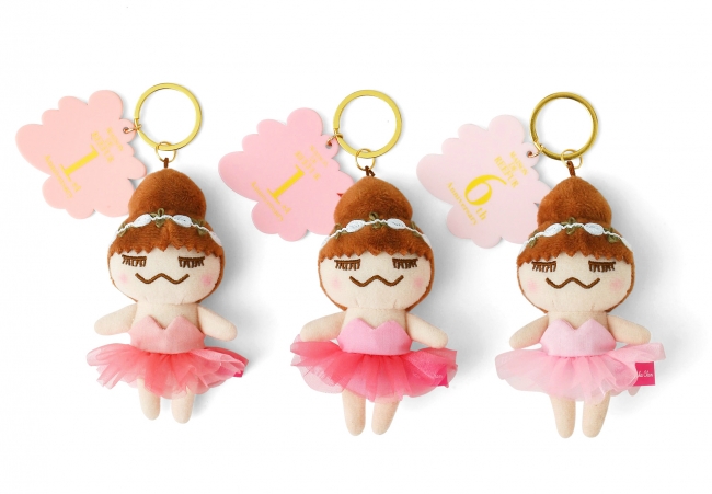 【Ballerina RINKACHAN】1,200yen(+tax)　左：博多店限定　中：タカシマヤ ゲートタワーモール店限定　右：その他店舗