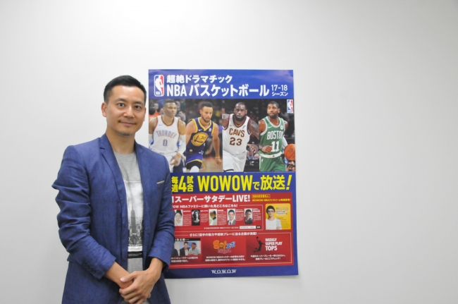 NBAプレーオフ東西決勝の見どころ、頂上決戦NBAファイナルの予想を語るメインキャスター、長澤 壮太郎　(C)WOWOW 