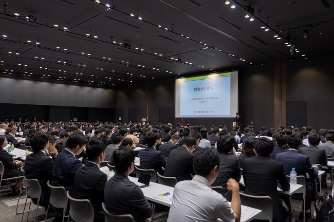 ＜昨年の日本調剤グループ学術大会の様子＞