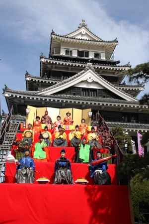 中津城人間ひな飾り