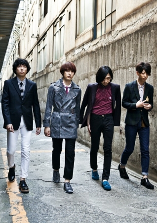 THE BAWDIES