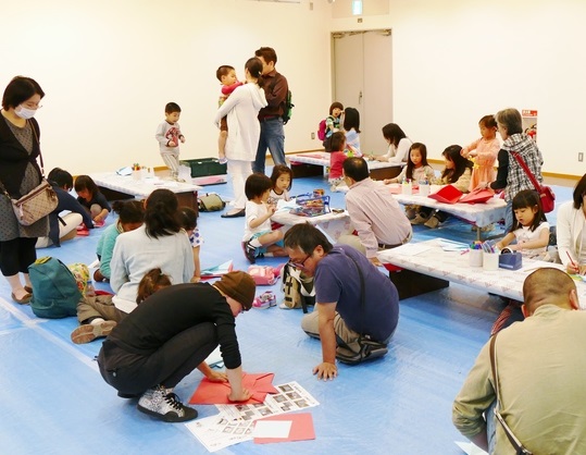 春に開催された「フリー寺子屋 造形ワークショップ」の様子