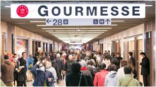 グランドオープンで賑わう様子 「GOURMESSE」