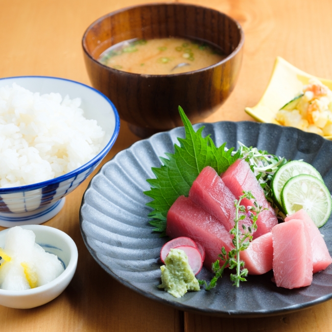 マグロ定食 