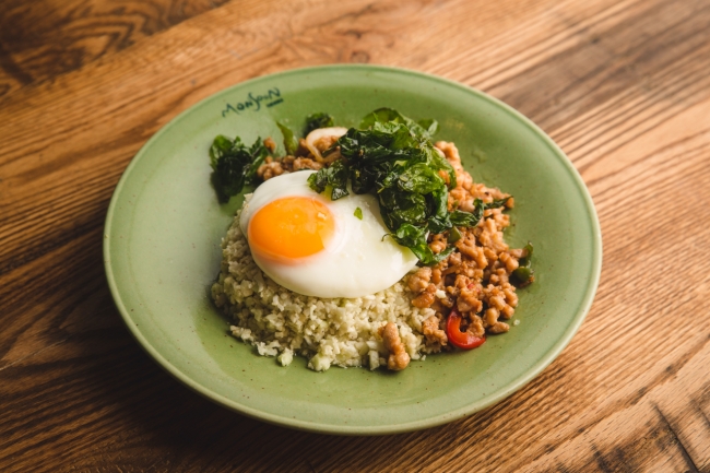 カリフラワーライスの鶏ガパオ炒めご飯　1,380円