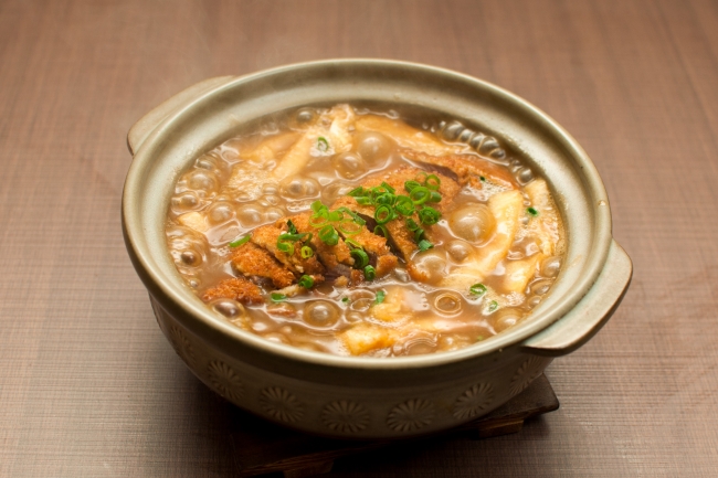 鍋焼き牛カツカレーそば