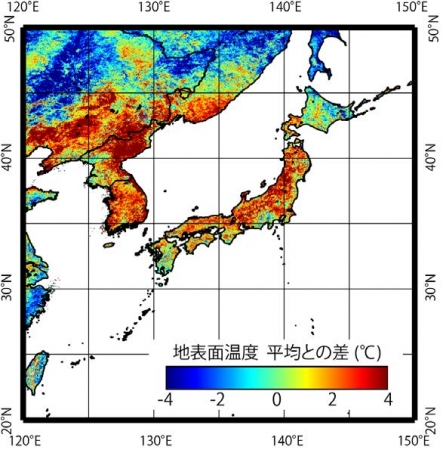 東アジアにおける2018年7月の地表面温度の異常値の空間分布。基準として、2002年～2018年の7月の地表面温度の平均を利用した。黄や赤は平年よりも高温、水色や青は平年よりも低温を示す。