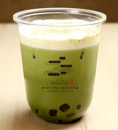 宇治抹茶ラテ￥580（税抜）・抹茶タピオカ ・黒糖わらび餅タピオカ ・白玉タピオカ入り