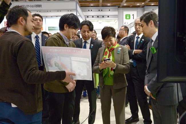 小池都知事によるモンストの体験