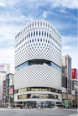 ＧＩＮＺＡ ＰＬＡＣＥ