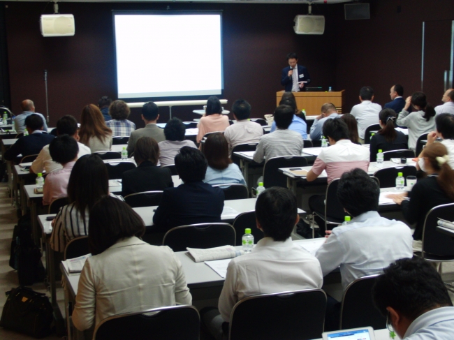 過去のセミナーの様子（今回の会場とは異なります）