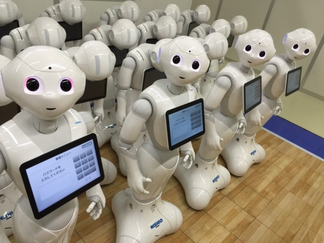 西尾レントオール株式会社 事務所内 Pepper for Biz