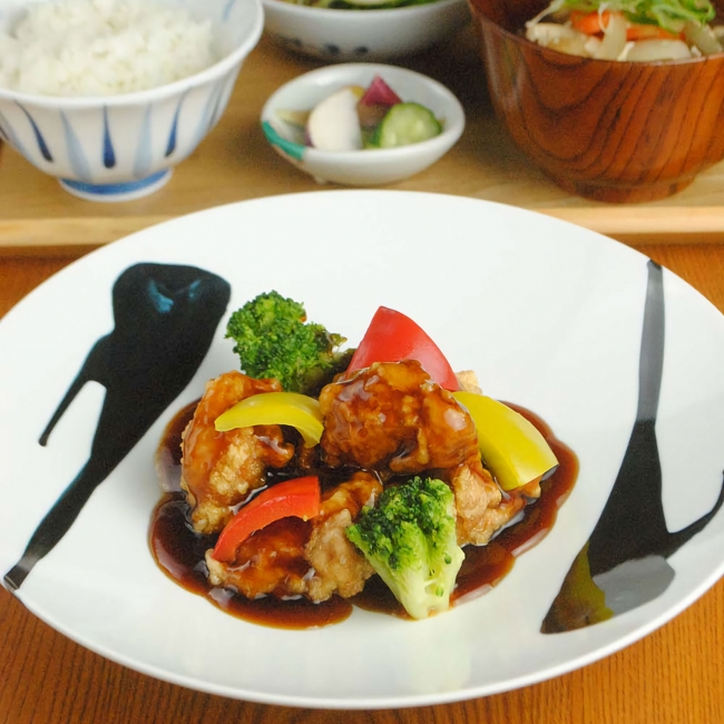 鶏と彩り野菜の黒酢餡かけ定食