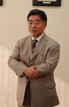 明治大学長・土屋恵一郎さん