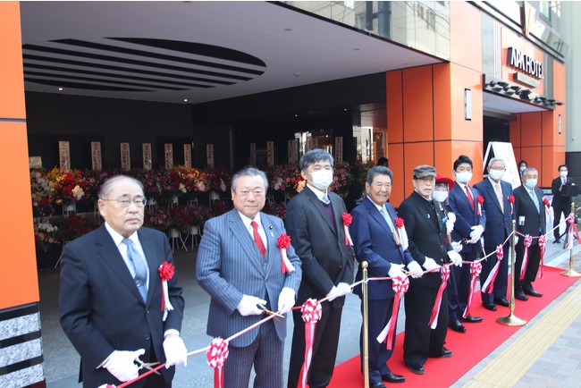 アパホテル〈秋葉原駅北〉テープカット