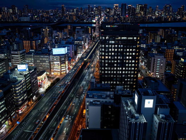 アパホテル〈新大阪駅タワー〉高層階からの夜景