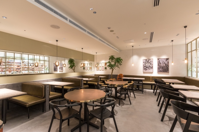 Cosme Kitchen Adaptation 表参道ヒルズ店