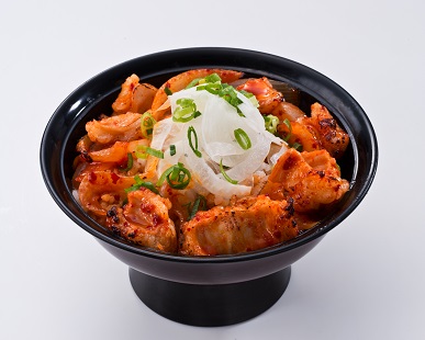 ■旨辛ホルモン丼 　並盛　790円