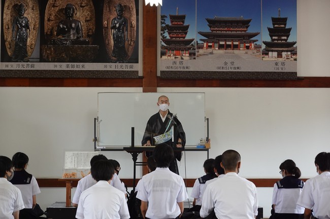 薬師寺での法話（イメージ）