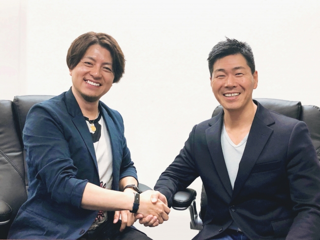 左：株式会社グラッドキューブ 代表取締役CEO 金島弘樹　右：アクティブ合同会社 CEO 藤原 尚也氏