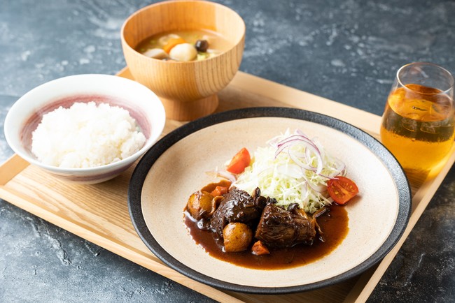 短角牛の山ぶどう煮込み御膳（まめぶ汁付き）　※写真はイメージです