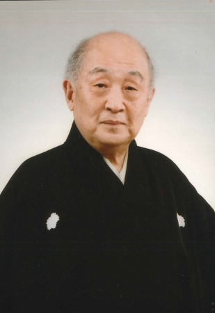 山本東次郎氏