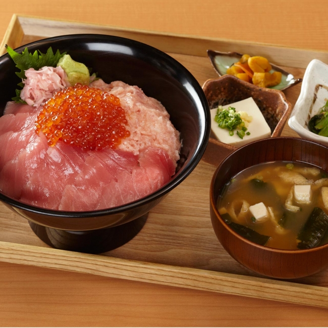 生本鮪いくらネギトロ丼