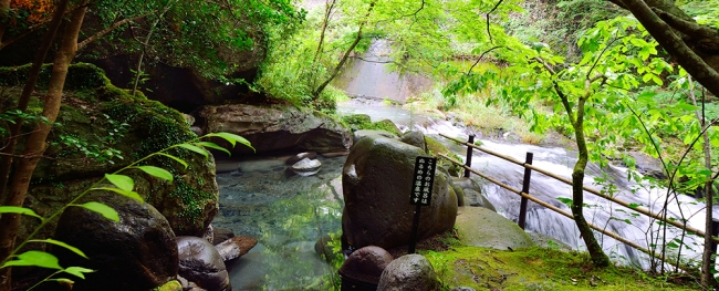 【2位：天ヶ瀬温泉　山荘　天水】露天風呂