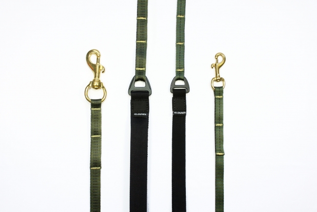 画像の左が「M1 Modular Leash 4FT long」、右が「Compact M1 Modular Leash 4FT」です。