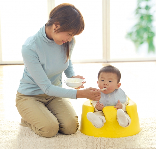 離乳食を与える時