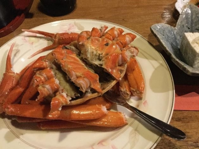 カニは一人一杯が普通（宿「花の木」）