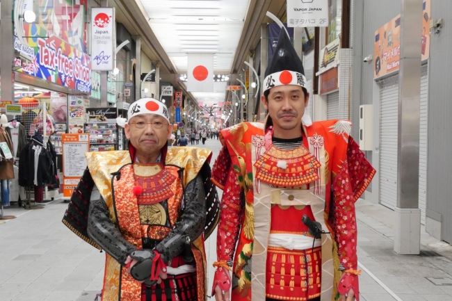 大泉洋（右）と木村洋二