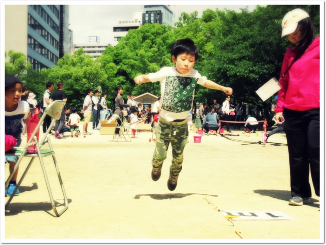 バラ満開の季節の地域恒例イベント「うつぼスポーツフェスタ2018」