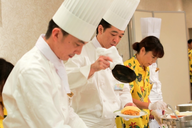 屋台スタイルの食事メニュー