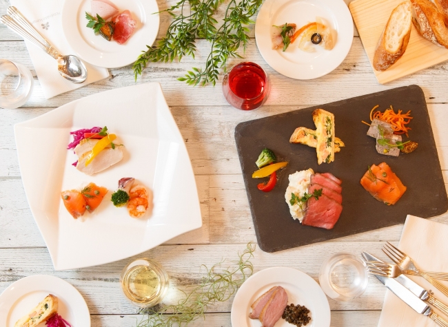 盛り付けを工夫してもっと楽しく！（パン、飲み物、食器類は含まれません）