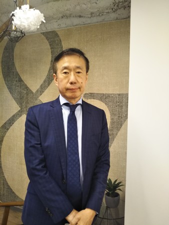 講習会開会に際して挨拶するＪＭＩＣ理事長　升村要　（株式会社シニアーライフ　代表取締役）