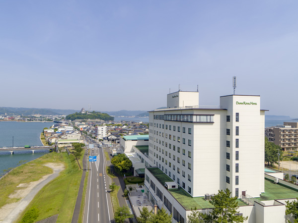 【「Hotel & Resorts SAGA-KARATSU」外観】